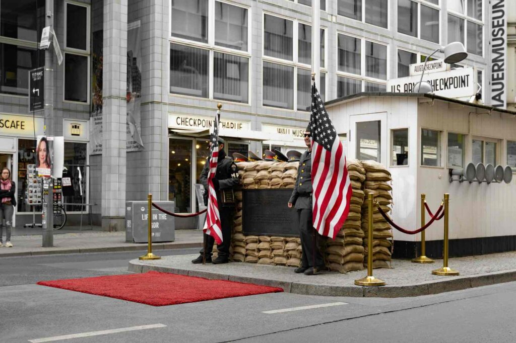 berlin-checkpoint